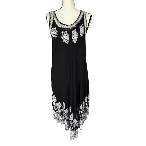 S.R.Fashion 100% Rayon Boho Black and White Sleeveless dress. - Picture 1 of 9